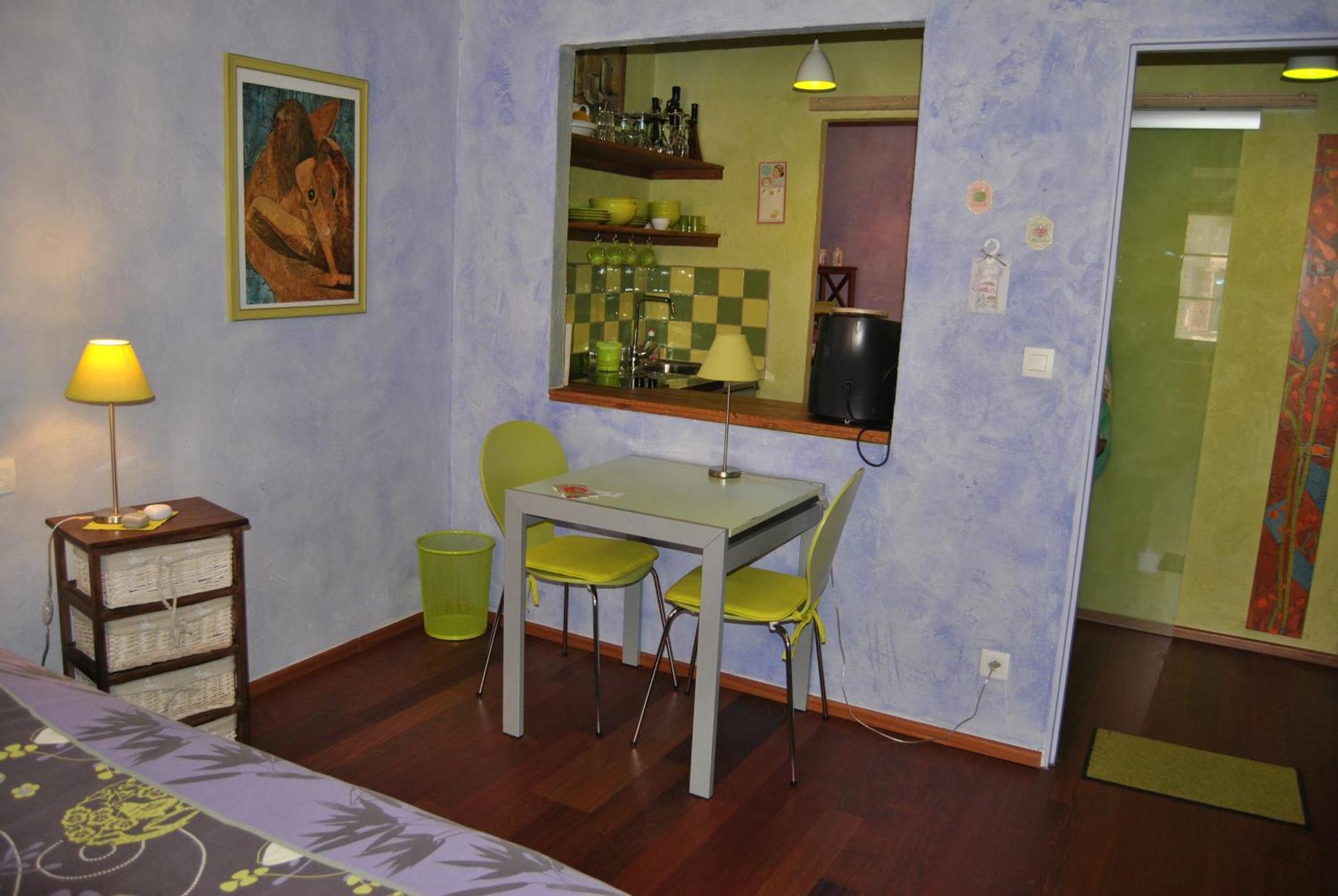 Appartements & Chambres Les Loges Du Capucin 凯泽贝尔 外观 照片