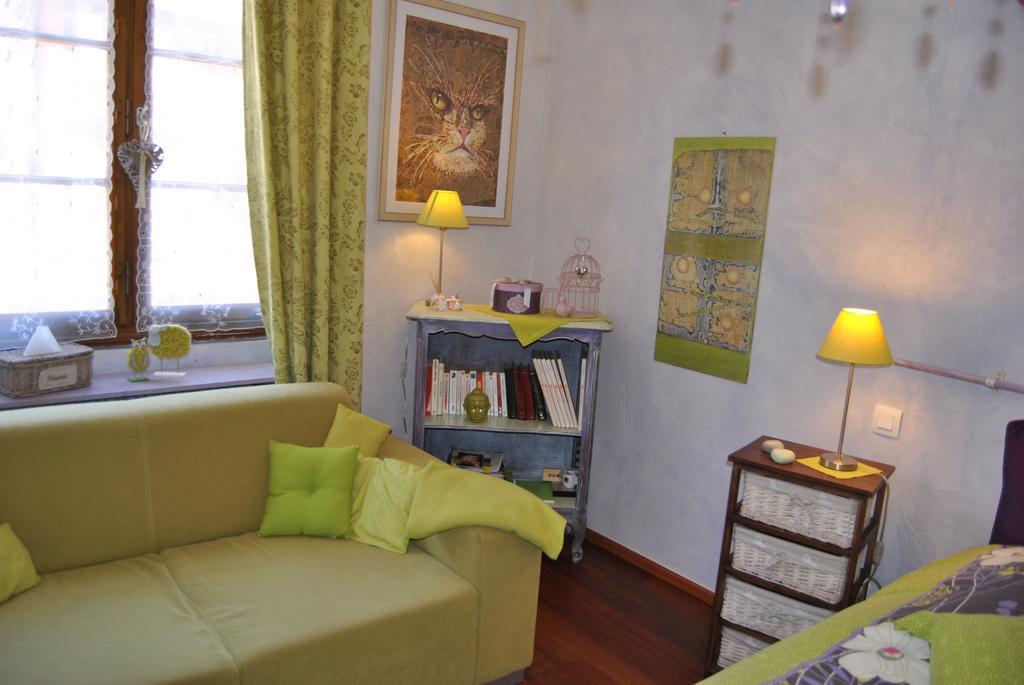 Appartements & Chambres Les Loges Du Capucin 凯泽贝尔 外观 照片
